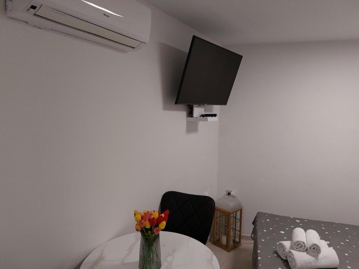Guest House Vitaro Split Zewnętrze zdjęcie